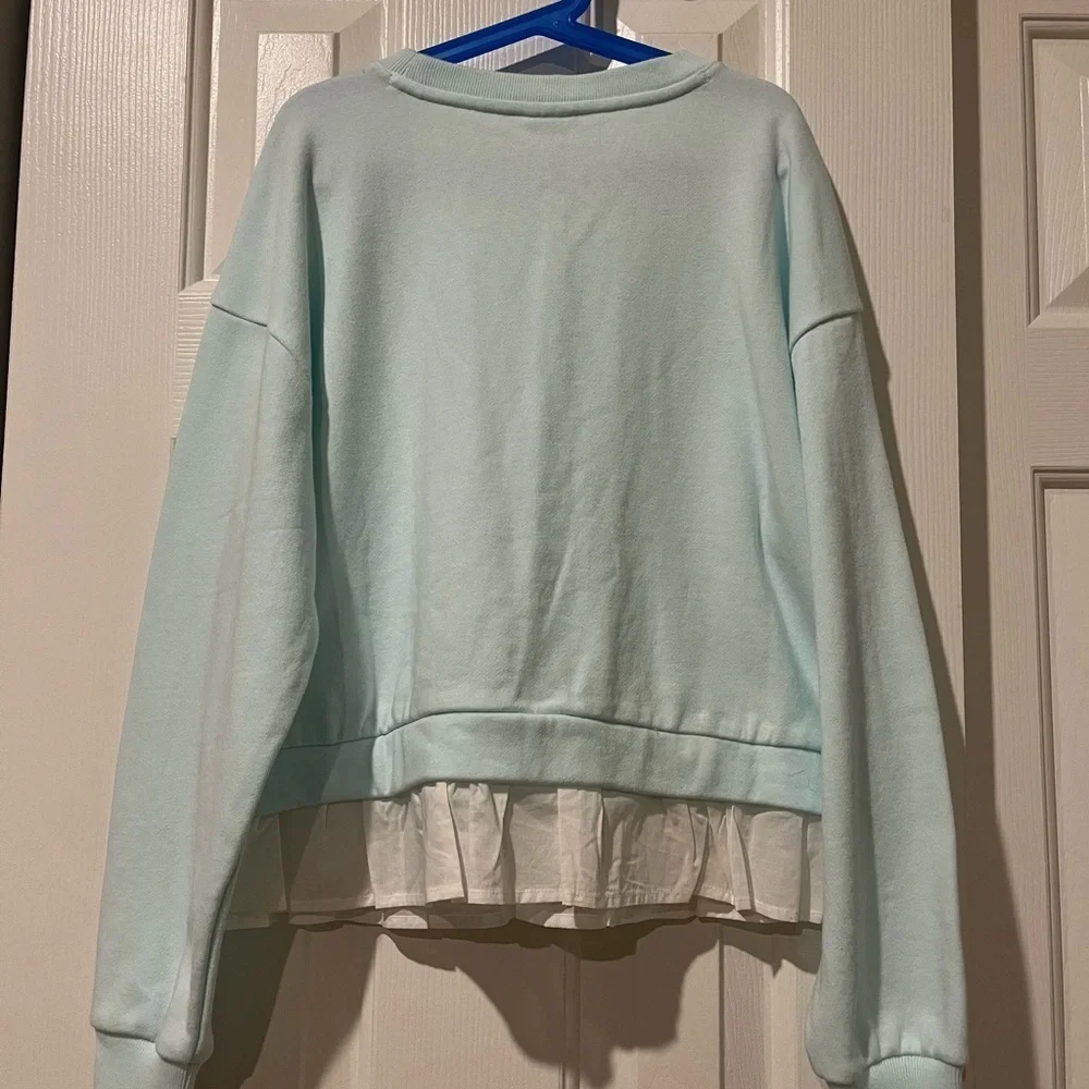 Gap size XL (12) teal sweatshirt with white trim, NWT